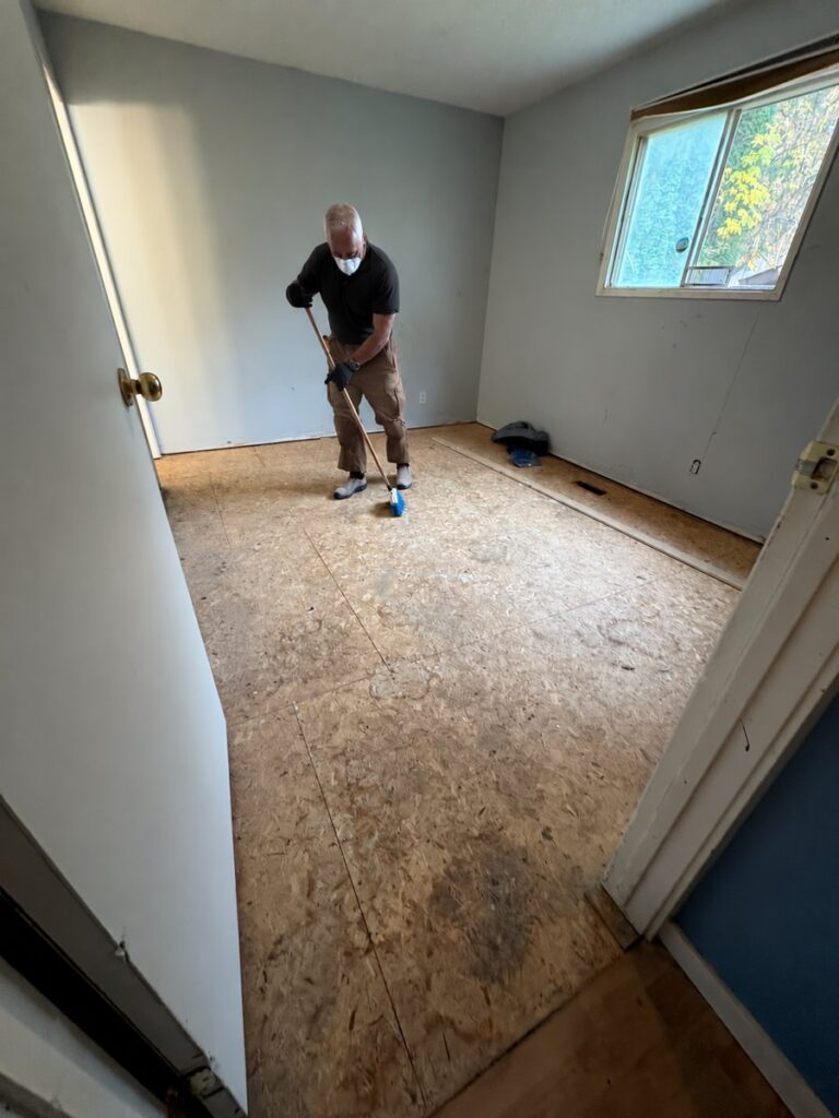 Preparing a room’s subfloor during renovation work